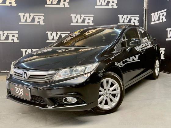 HONDA CIVIC 1.8 LXS 16V FLEX 4P AUTOMÁTICO HONDA CIVIC 1.8 LXS 16V FLEX 4P AUTOMÁTICO